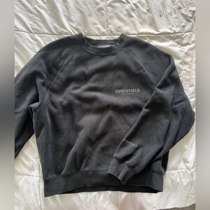 Essentials Crewneck
